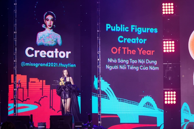 Hoa hậu Thùy Tiên nhận giải thưởng Nhà sáng tạo nội dung người nổi tiếng của năm