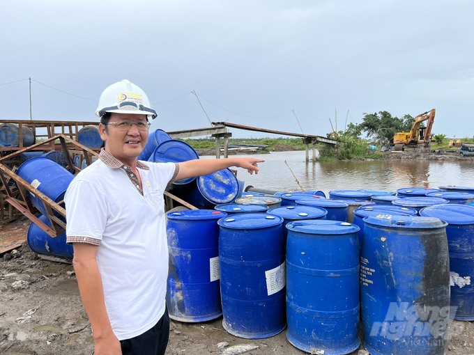 Công trình hồ chứa nước ngọt tại xã Khánh An, huyện U Minh (Cà Mau) vừa được Chính phủ gia hạn đến tháng 6/2024. Ảnh: Trọng Linh.