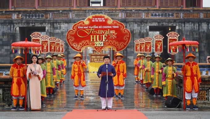 Lễ Ban Sóc triều Nguyễn là hoạt động mở đầu trong chương trình Festival Huế 2023. Ảnh: TTH.