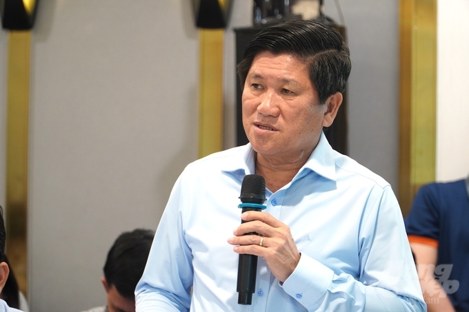 Ông Lê Văn Sử, Phó Chủ tịch UBND tỉnh Cà Mau đánh giá Dự án WB 11 là một dự án đường dài, góp phần tăng cường sinh kế cho người dân trong bối cảnh biến đổi khí hậu. Ảnh: Kim Anh.