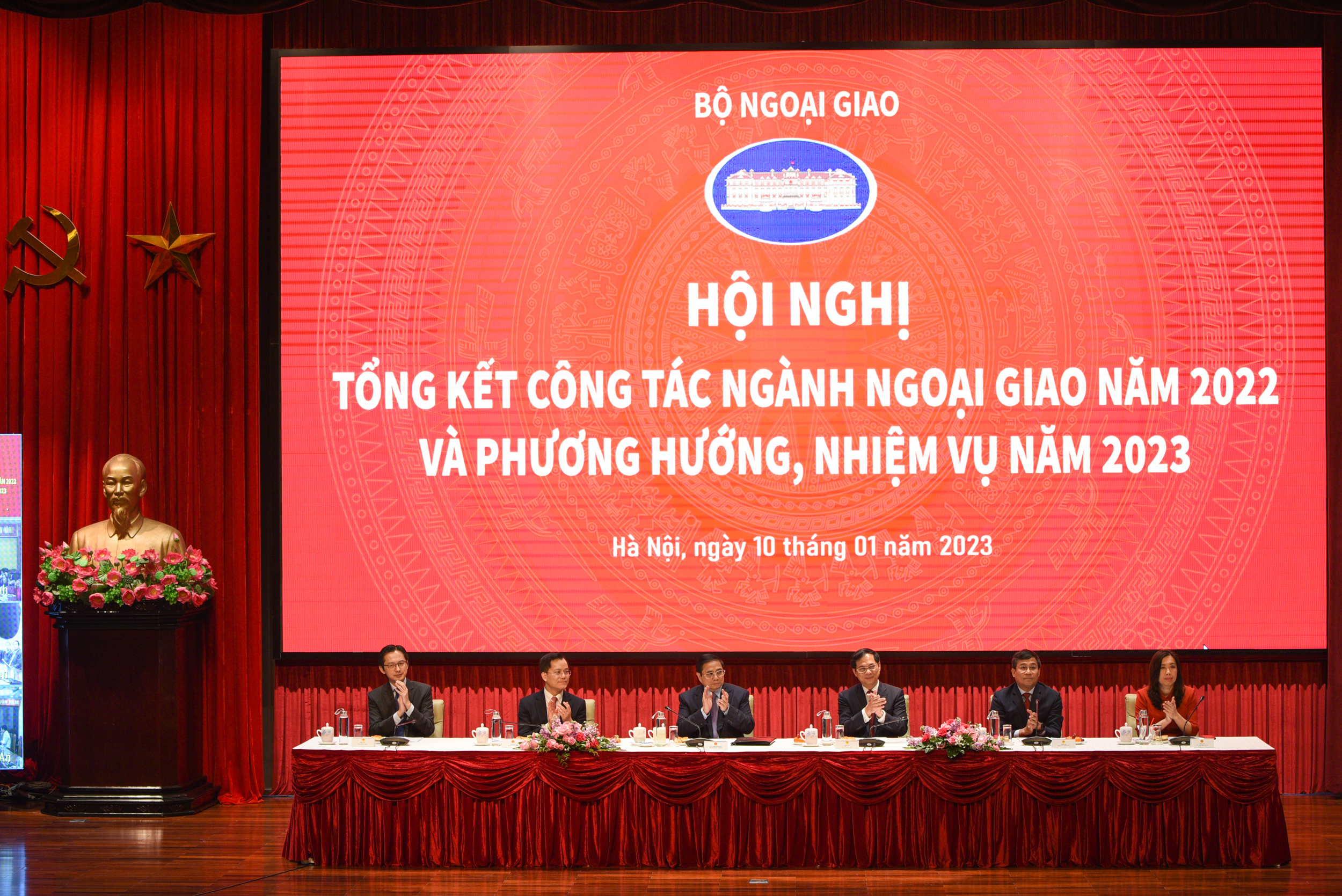 Năm 2022, các hoạt động đối ngoại đã được đẩy mạnh toàn diện. Ảnh: Tùng Đinh.