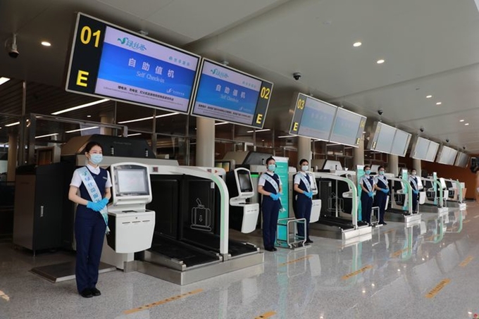 Các thiết bị được cài đặt phần mềm thông tin hành lý tại sân bay quốc tế Diêu Tường Tế Nam, tỉnh Sơn Đông. Ảnh: E23.cn.