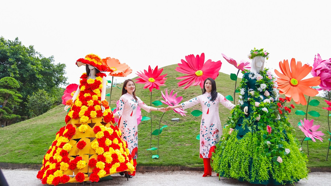 Sun World Ha Long dịp Tết này đã thiết kế nhiều khu vườn hoa rực rỡ sắc màu để mang đến trải nghiệm đa dạng hơn cho du khách.