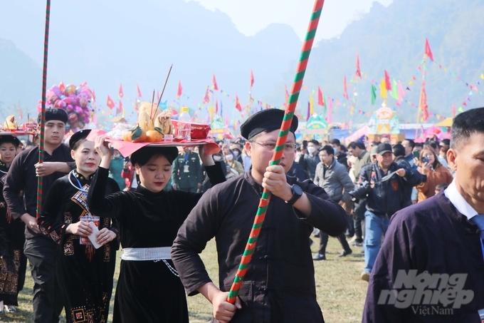 Đây là lễ hội truyền thống của người dân tộc Tày tỉnh Bắc Kạn.