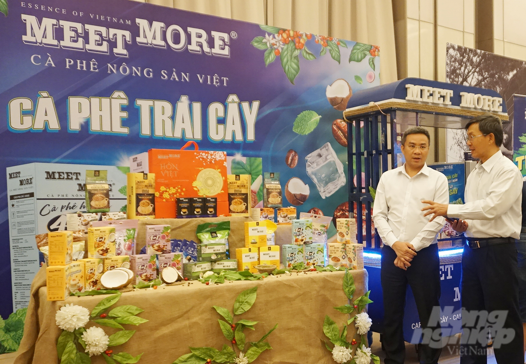 Cà phê nông sản Việt Meet More cũng tham gia trưng bày tại Lễ hội. Ảnh: Nguyễn Thủy.
