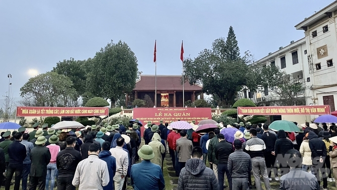 Toàn cảnh lễ ra quân. Ảnh: Toán Nguyễn.