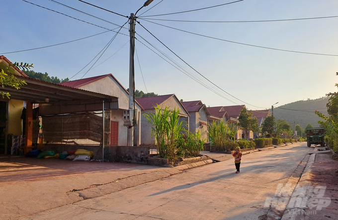 Khu dân cư tập trung của người Dao thôn Khe Lẹ, xã Hà Lâu, nơi từng nghèo nhất tỉnh Quảng Ninh. Ảnh: Cường Vũ