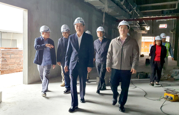 Deputy MInister Phung Duc Tien paid a visit to the project of Veterinary Vaccine Production Factory in Yen My II Industrial Park, Yen My District, Hung Yen Province on February 7.