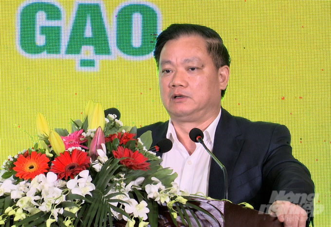 Chủ tịch UBND tỉnh Thái Bình Nguyễn Khắc Thận phát biểu tại Hội nghị. Ảnh: Phạm Huy.
