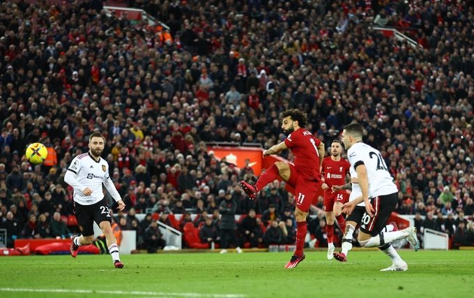 Man United nhận loạt thống kê tệ hại sau thảm bại trước Liverpool. 