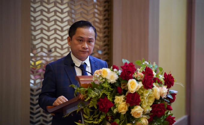 Ông Nguyễn Thanh Vĩnh, Tổng Giám đốc Tập đoàn Quế Lâm phát biểu tại lễ ký kết với Tập đoàn Phongsavanh. Ảnh: Hoàng Anh.