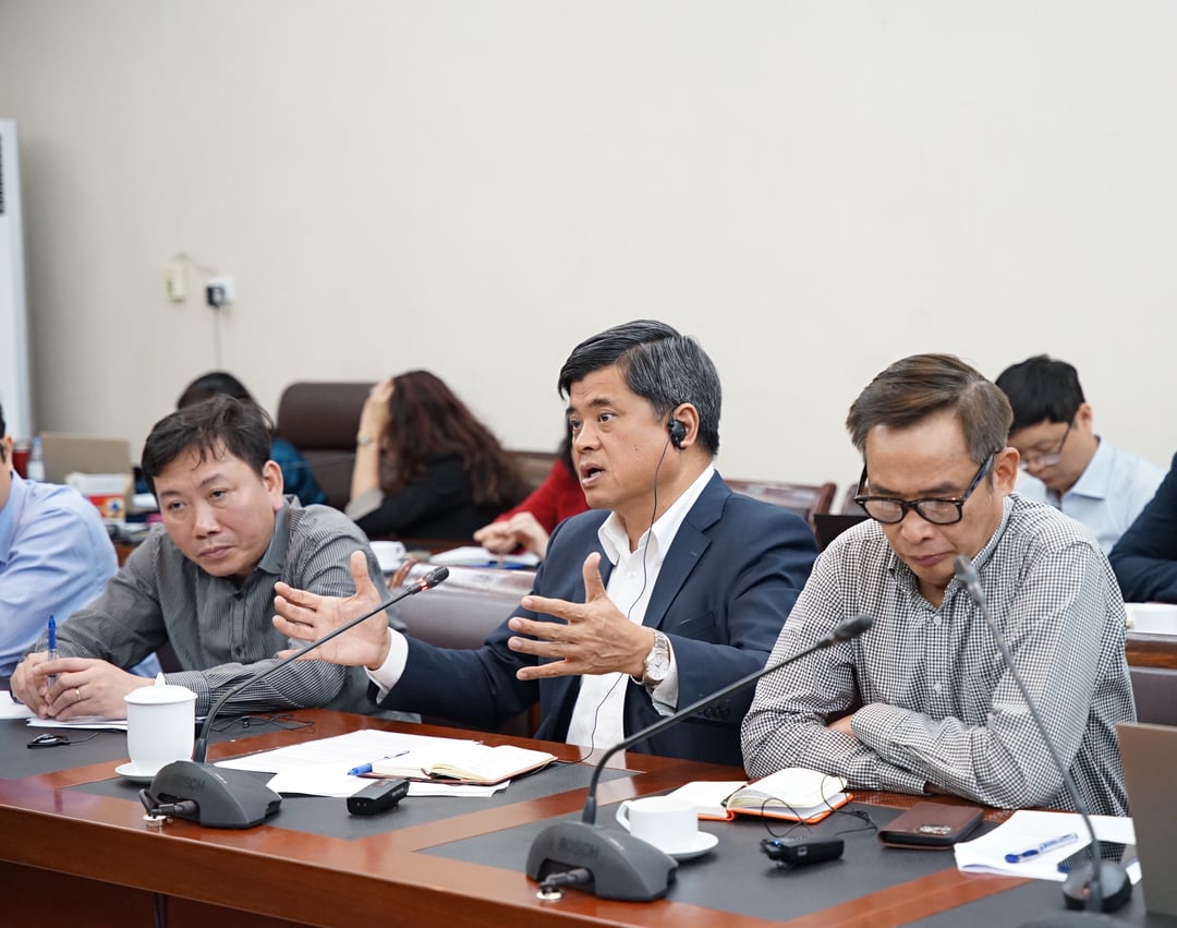 On March 7, Deputy Minister Tran Thanh Nam had a working session with the World Bank regarding the support for the 'Scheme for sustainable production of 1 million ha of high quality rice cultivation in the Mekong Delta'.