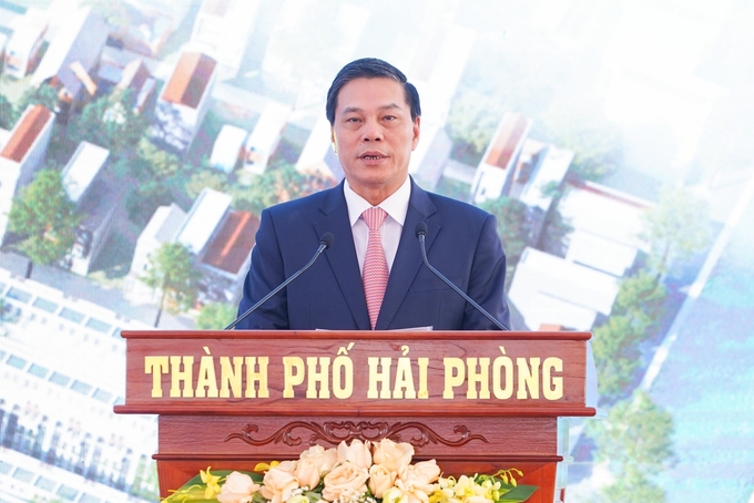 Ông Nguyễn Văn Tùng - Chủ tịch UBND TP Hải Phòng khẳng định Hải Phòng đang rất quan tâm đến nhà ở xã hội cho người dân. Ảnh: Đàm Thanh.