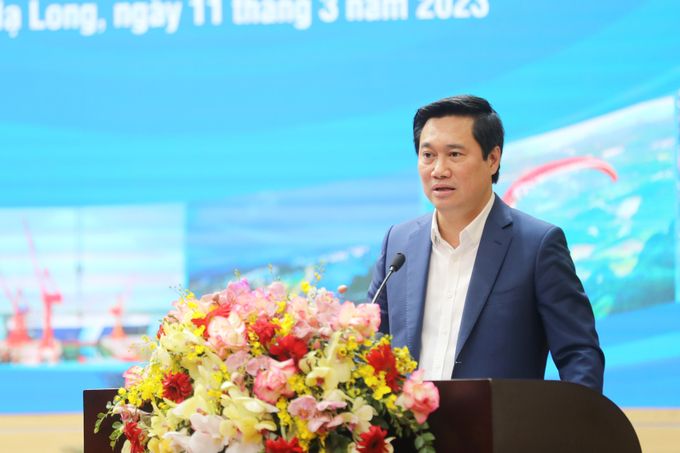 Ông Nguyễn Tường Văn, Thứ trưởng Bộ Xây dựng phát biểu tại hội nghị. Ảnh: Đỗ Phương