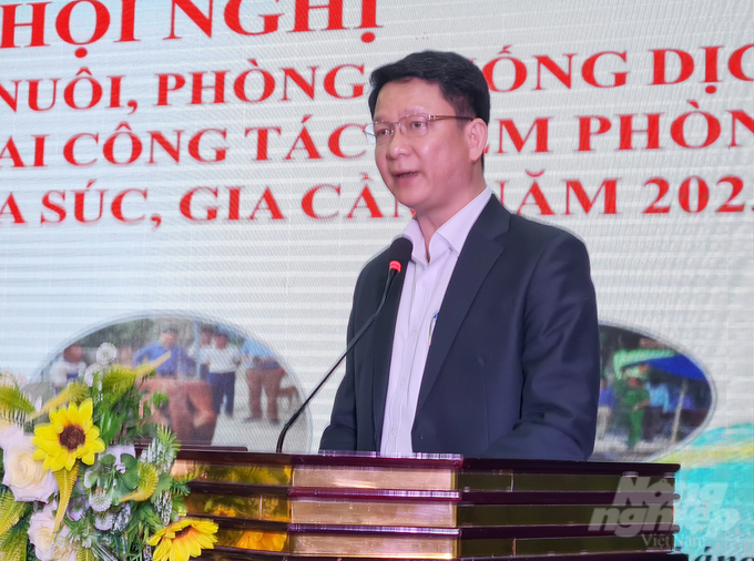 Ông Trần Xuân Học, Phó Giám đốc Sở NN-PTNT chủ trì Hội nghị. Ảnh: Việt Khánh.