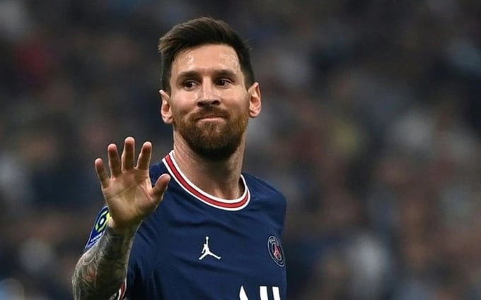 Lionel Messi sẽ chào tạm biệt PSG và trở lại Barcelona? Ảnh: Express.