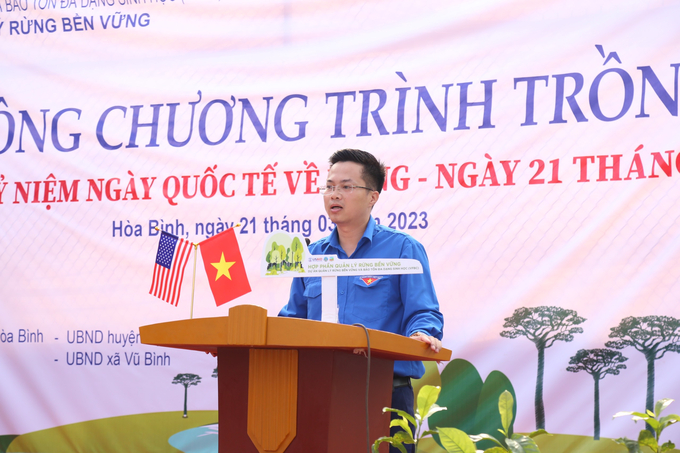 Ông Tạ Hồng Sơn, Bí thư Đoàn TNCS Hồ Chí Minh Bộ NN-PTNT phát biểu tại kễ phát động trồng cây hưởng ứng Ngày Quốc tế về Rừng 21/3. Ảnh: Nguyễn Hùng.