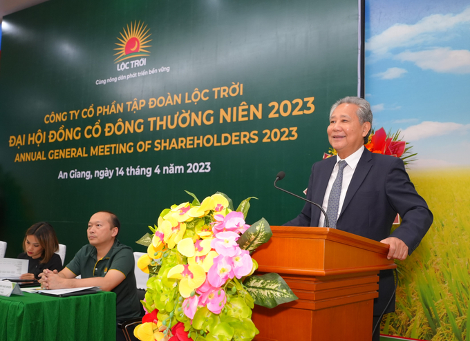 Theo ông Huỳnh Văn Thòn, Chủ tịch HĐQT Tập đoàn Lộc Trời, tập đoàn sẽ luôn thực hiện tốt sứ mệnh của mình là 'cùng nông dân phát triển bền vững'.