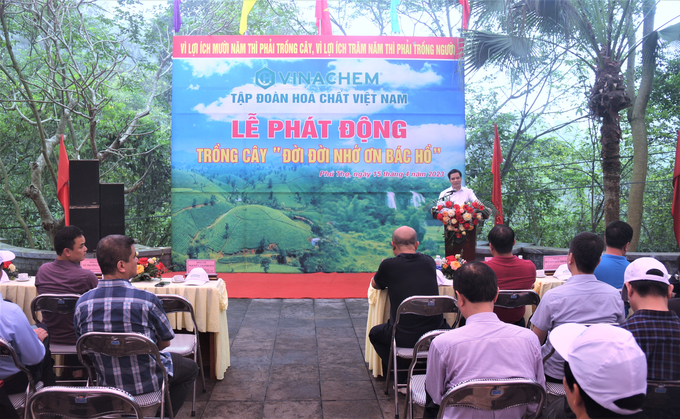 Tập đoàn Hóa chất Việt Nam và các đơn vị thành viên tổ chức Lễ phát động trồng cây'Đời đời nhớ ơn Bác Hồ' tại Khu Di tích lịch sử Đền Hùng ngày 15/4. Ảnh: Phạm Hiếu.