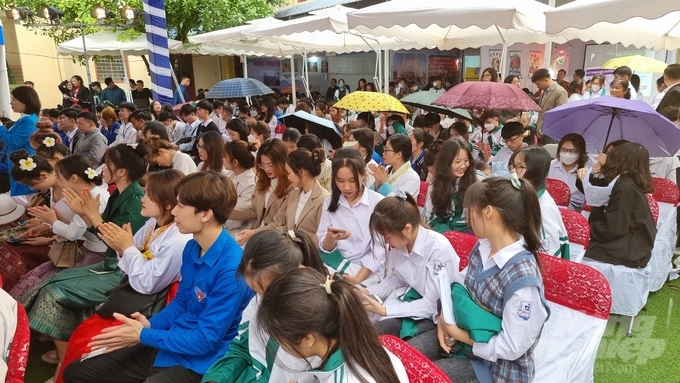 Hơn 7.000 người lao động, sinh viên tham dự Tuần cao điểm kết nối Cung - Cầu lao động tỉnh Thái Nguyên năm 2023. Ảnh: Toán Nguyễn.