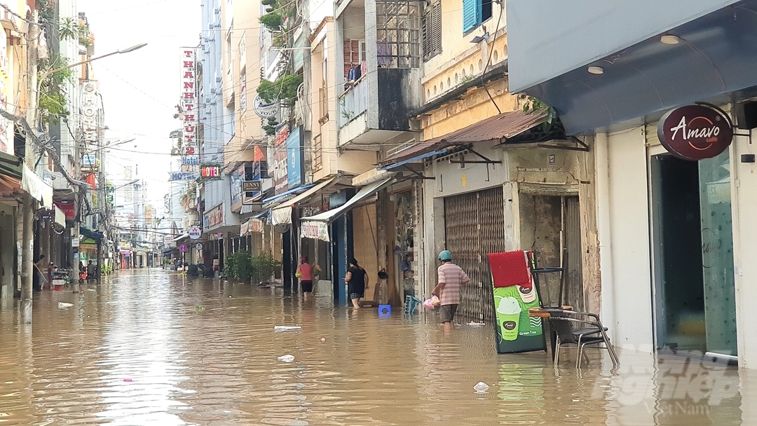 Triều cường là một trong hai loại hình thiên tai được ghi nhận trong những tháng đầu năm 2023 trên địa bàn TP. Cần Thơ. Ảnh: Kim Anh.