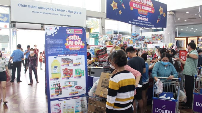 Siêu thị Coopmart khởi động kỷ niệm 25 năm bằng giảm giá 2500 sản phẩm  nhu yếu