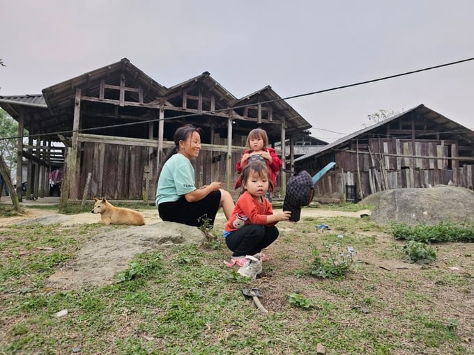 People's life in the core zone of Hoang Lien National Park. Photo: Hoang Anh.