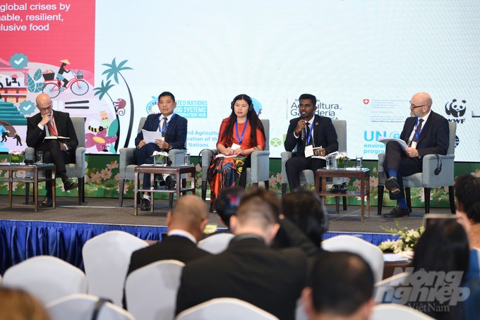 Delegates all said that building a sustainable food system require the involvement of all countries. Photo: Tung Dinh.