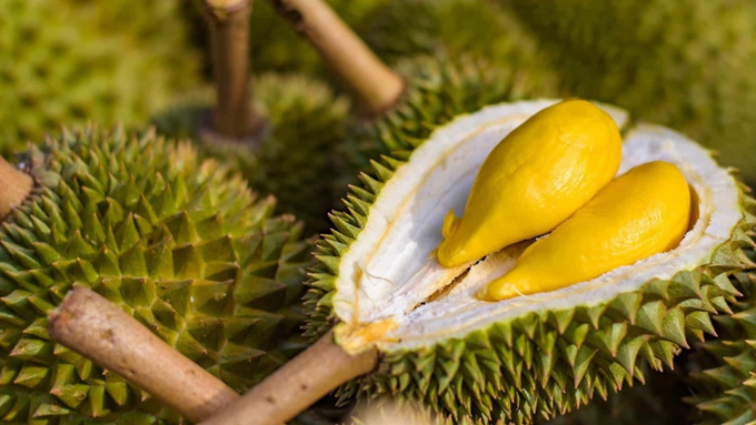 Vietnamese Ri6 durian recently made its debut in the UK market