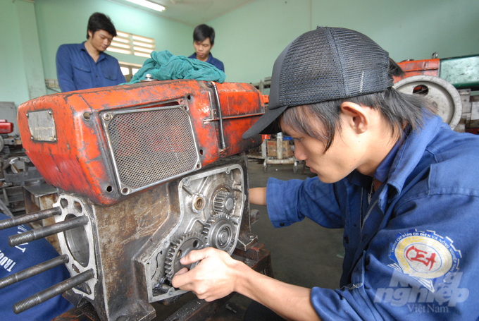 ĐBSCL cần đẩy mạnh đổi mới toàn diện công tác đào tạo nghề nông thôn, nhất là nghề liên quan đến sản xuất an toàn, giảm phát thải trong nông nghiệp. Ảnh: Lê Hoàng Vũ.