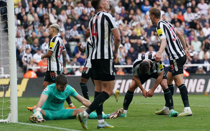 Newcastle United thủng lưới bàn thứ 2. Ảnh: Telegraph.