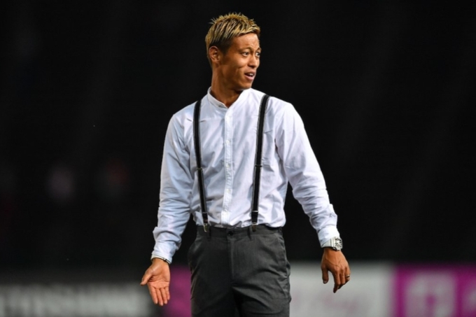 Keisuke Honda nói lời chia tay bóng đá Campuchia