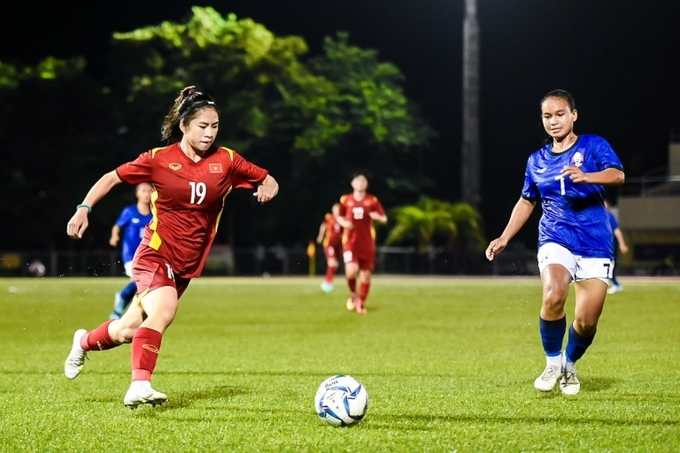 Đội tuyển Nữ Việt Nam chắc chắn là vượt trội so với Nữ Campuchia. 