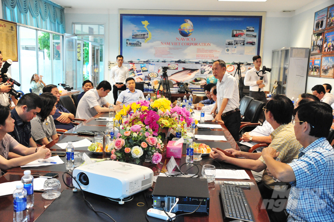 Tổng Giám đốc Công ty Cổ phần Nam Việt Doãn Tới cho biết, năm 2022 doanh nghiệp xuất khẩu 110.000 tấn cá tra, lợi nhuận sau thuế 660 tỷ đồng. Ảnh: Lê Hoàng Vũ.