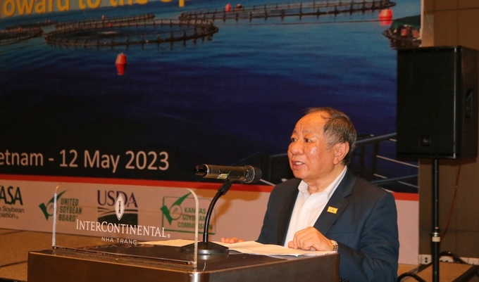 PGS.TS Nguyễn Hữu Dũng, Chủ tịch Hiệp hội Nuôi biển Việt Nam cho biết, nuôi biển theo kiểu truyền thống đã gây ra hậu quả về mặt môi trường. Ảnh: KS.