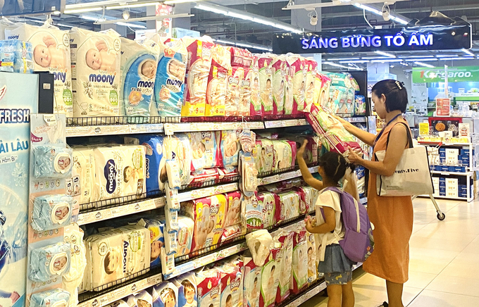 Đến WinMart săn hàng khuyến mại cho bé.