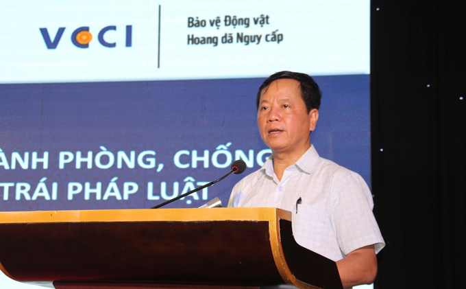 Mr. Do Quang Tung, Acting Head of the Management Board for Forestry Projects giving a speech at the seminar. Photo: Quang Yen.