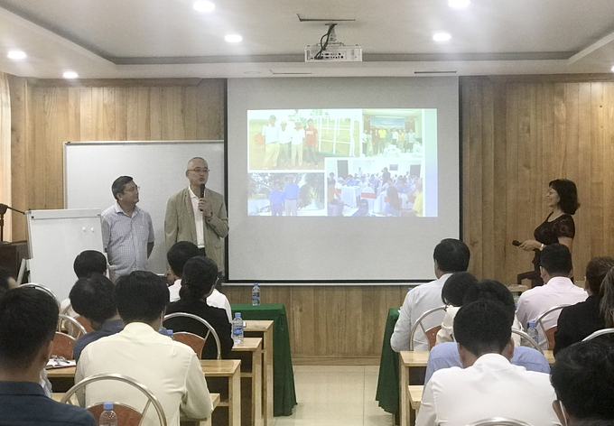 Dr. Matsuda Masahiro shared Japanese agricultural cooperatives' experience in rural tourism development. Photo: Son Trang.
