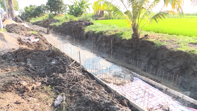 Các công trình thủy lợi, hệ thống tưới tiêu được các địa phương tại Đồng Nai ưu tiên tu sửa, xây dựng trước khi mùa mưa bão tới. Ảnh: Trần Trung.
