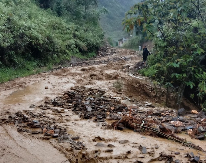 Mưa lớn gây thiệt hại nặng nề về người và tài sản ở xã Tả Củ Tỷ (huyện Bắc Hà, Lào Cai).