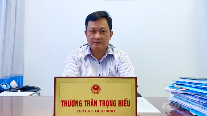 Ông Trương Trần Trọng Hiếu, Phó Chủ tịch UBND huyện Vị Thủy. Ảnh: Hồ Thảo.