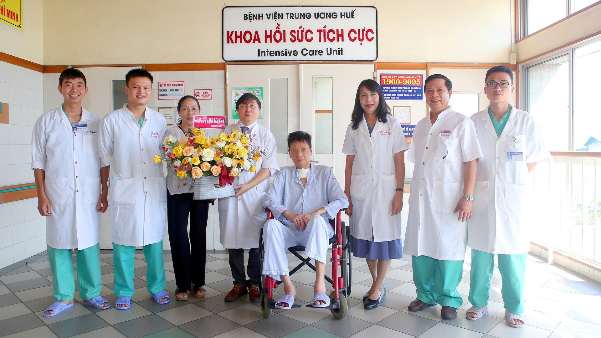 Bệnh nhân Nguyễn Văn D. được xuất viện sau 2 tháng điều trị. Ảnh: BVH.