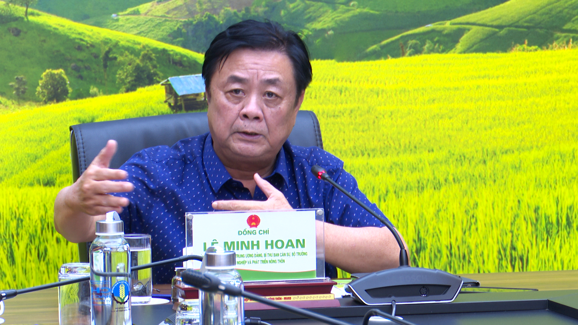 Bộ trưởng Bộ NN-PTNT Lê Minh Hoan chia sẻ với các Hiệp hội, ngành hàng về quy định mới của EU về phòng chống phá rừng. Ảnh: Quang Linh. 