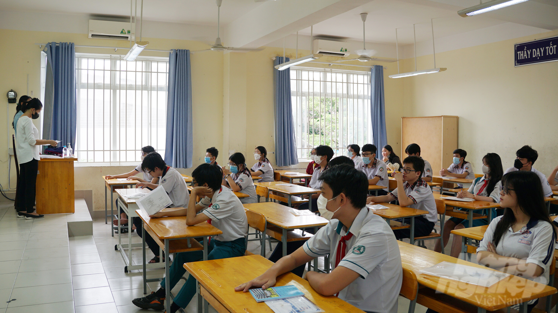 Kỳ thi tuyển sinh vào lớp 10 công lập ở TP.HCM diễn ra trong hai ngày (6 - 7/6). Ảnh: Nguyễn Thủy.