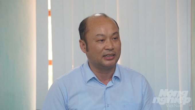 Ông Cao Văn Cường, Giám đốc Sở NN-PTNT Thanh Hóa phát biểu tại buổi làm việc với Thứ trưởng Bộ NN-PTNT Phùng Đức Tiến. Ảnh: Quốc Toản.