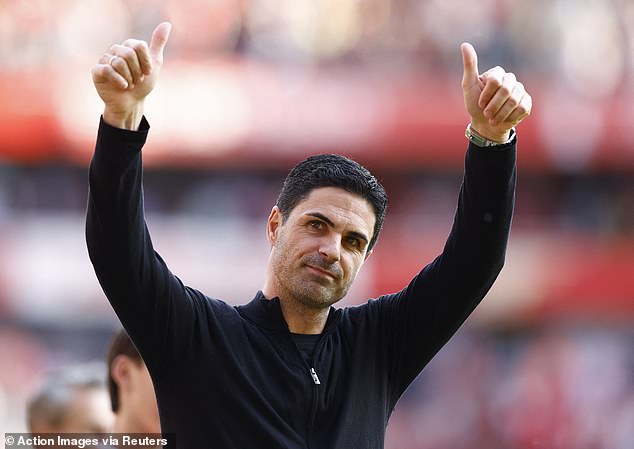 HLV Mikel Arteta sẽ rời Arsenal sớm hơn dự kiến? Ảnh: Reuters.