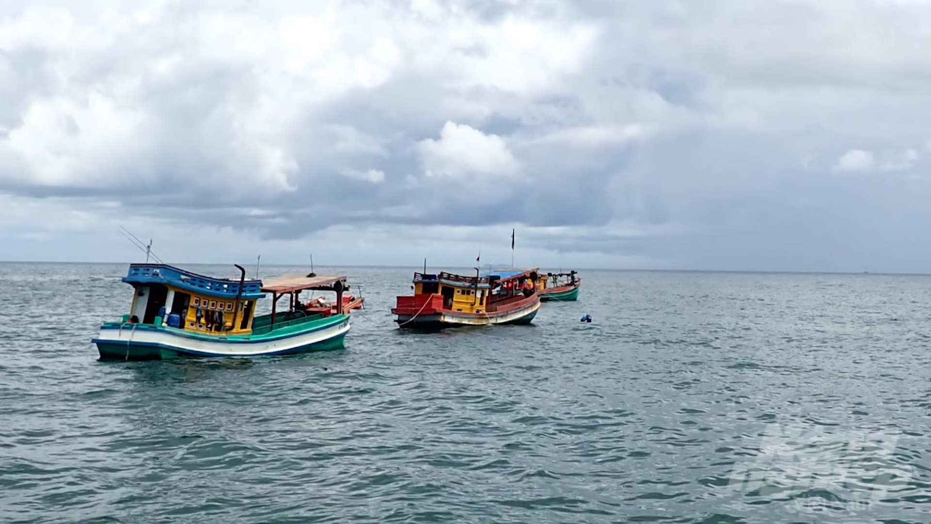 All fishing vessels in Ca Mau province have been installed with the vessel monitoring system. Photo: Quoc Viet. 