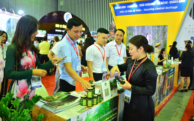 Quang Binh farmers are getting more and more support to put their products on e-commerce exchanges. Photo: Tam Phung.