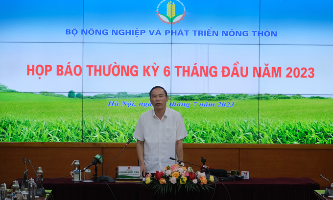 Deputy Minister Phung Duc Tien believed that the agricultural sector will fulfill the set targets. Photo: Bao Thang.