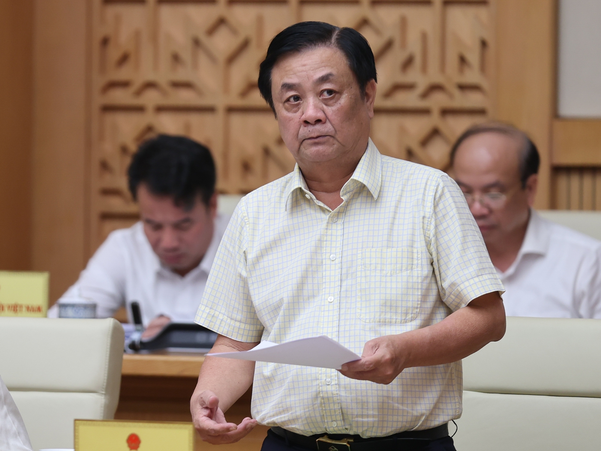 Bộ trưởng NN-PTNT Lê Minh Hoan phát biểu tại hội nghị về tình hình phát triển của ngành nông nghiệp 6 tháng đầu năm. Ảnh: VGP.